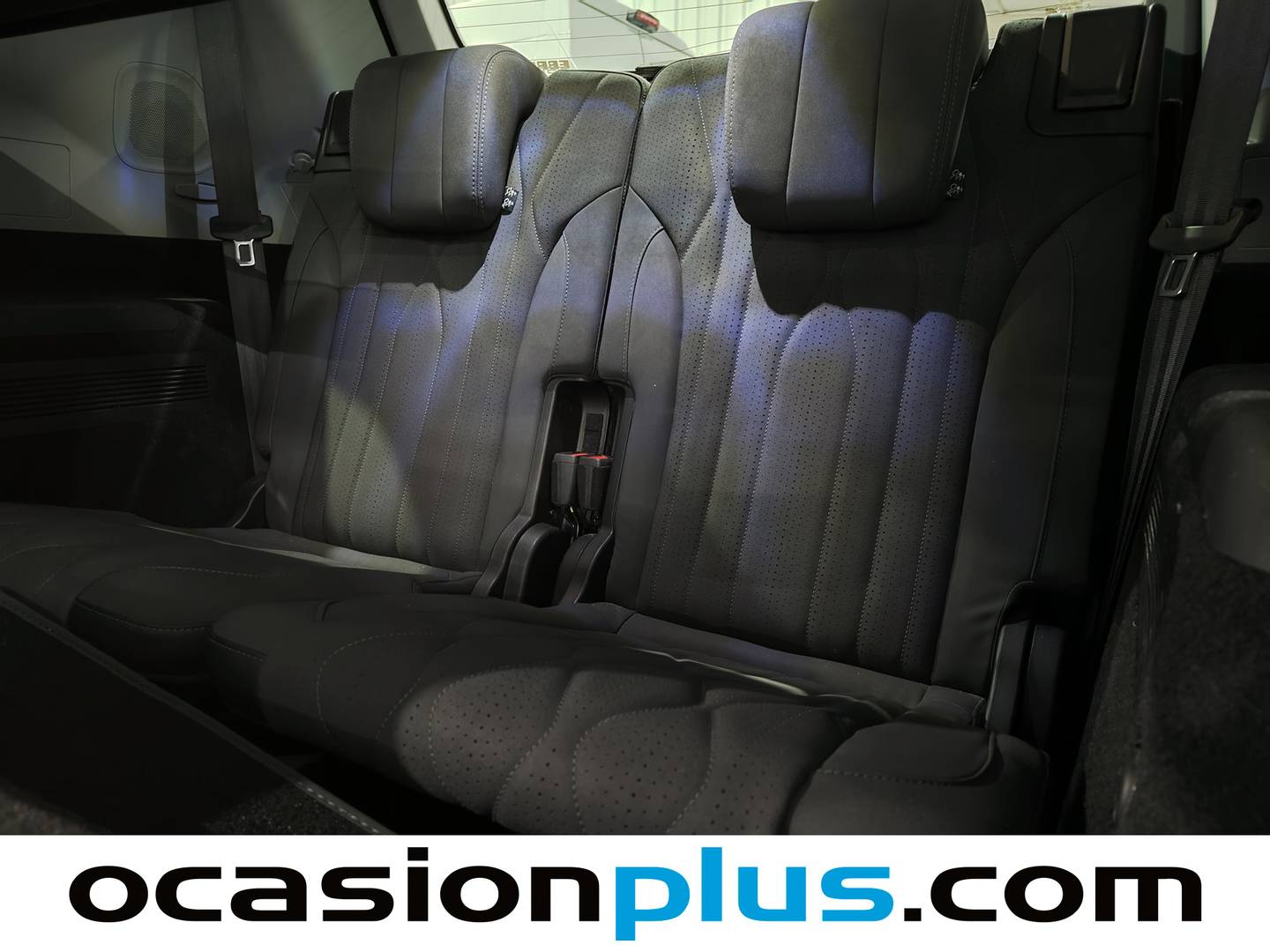 Extras y acabados del EBRO S800 EBRO S800 1.6 TGDI Premium DCT (147 CV) 7 Plazas