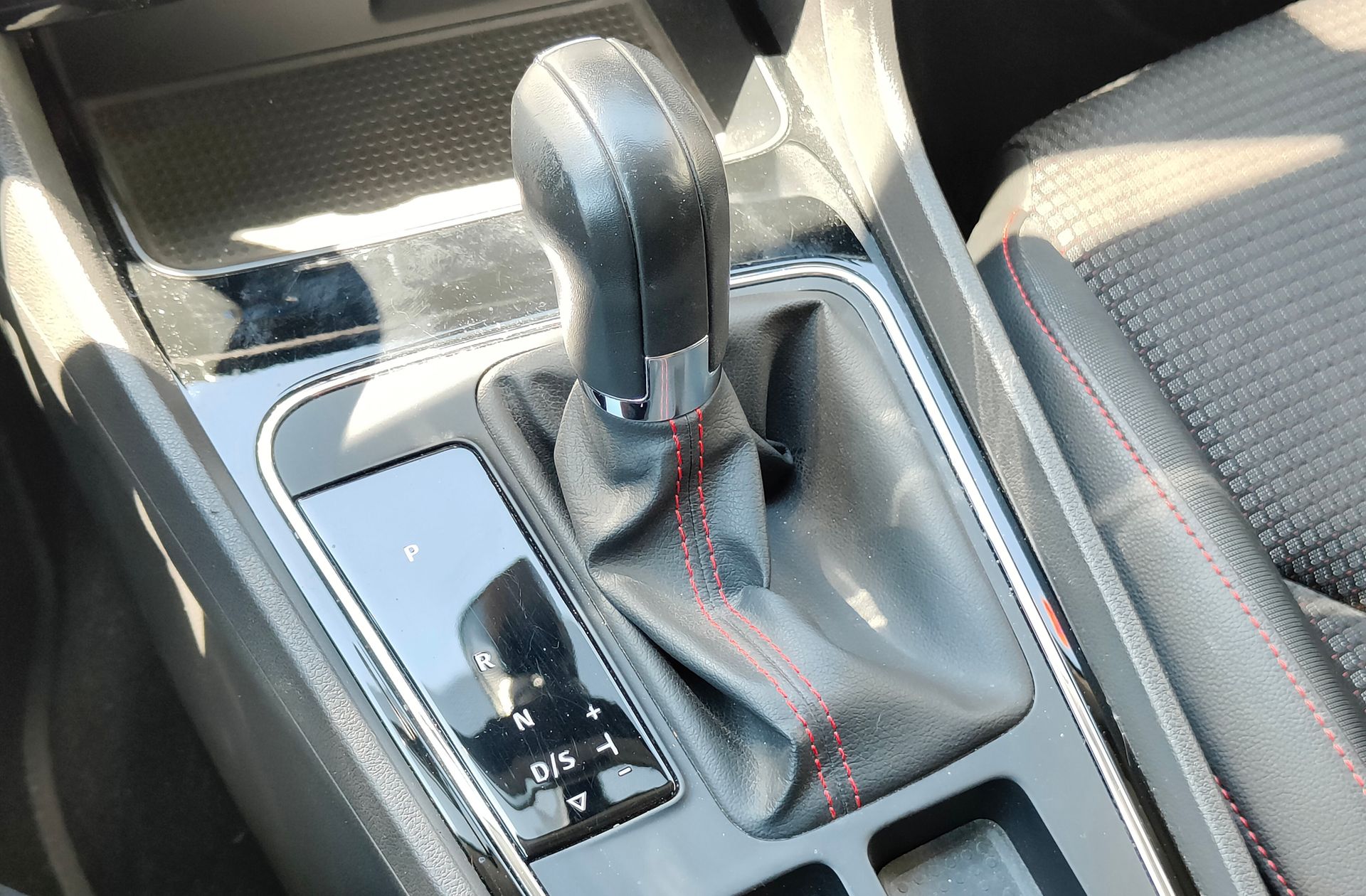 SEAT León ST 2.0 EcoTSI FR Edition DSG - foto 5