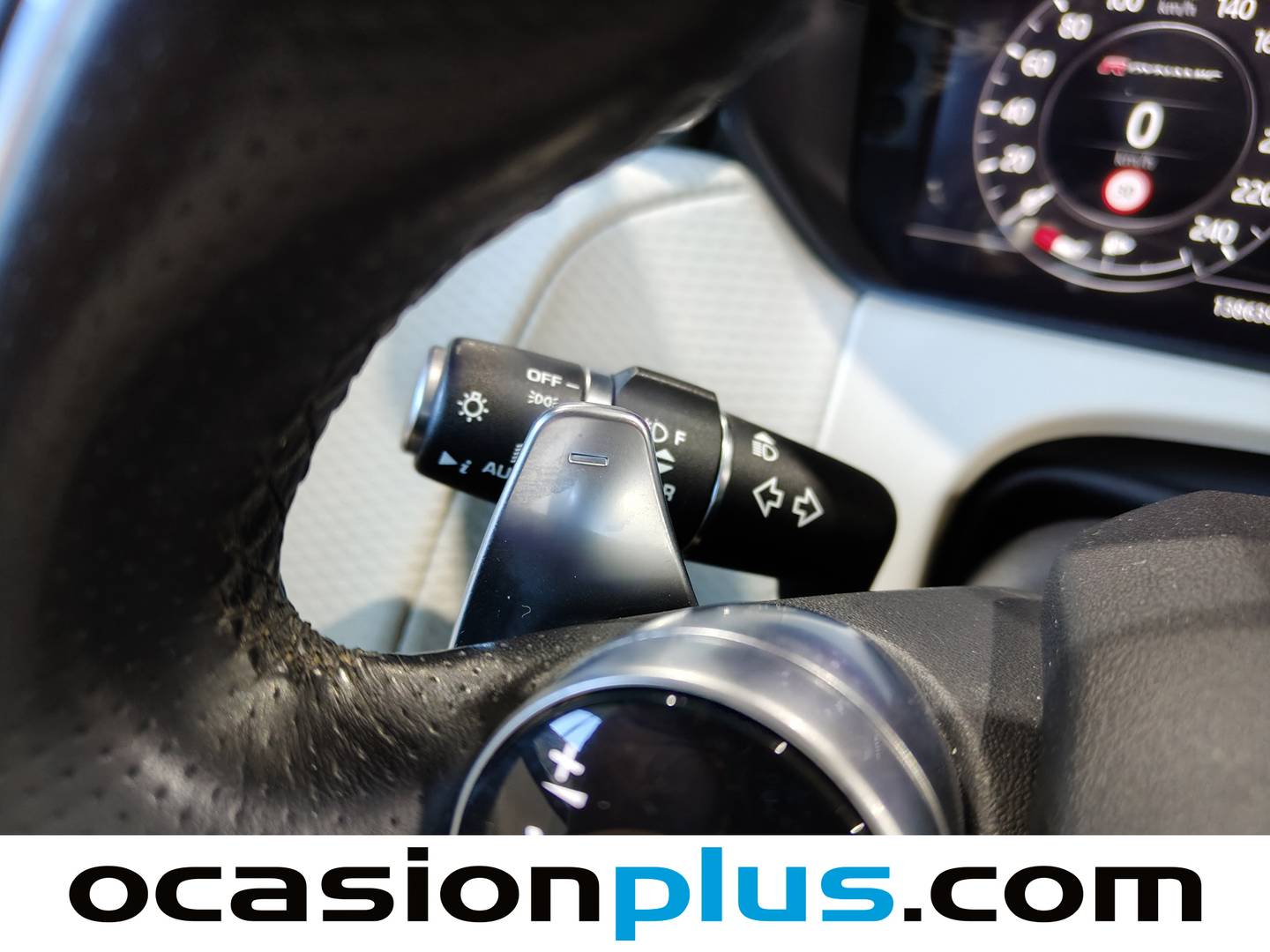 Land Rover Range Rover Velar Land Rover Range Rover Velar P250 R-Dynamic S 4WD Auto (250 CV) seminuevo