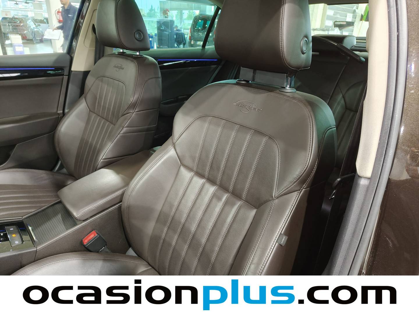 Foto Skoda Superb Skoda Superb 2.0 TDI Laurin&Klement DSG (190 CV)