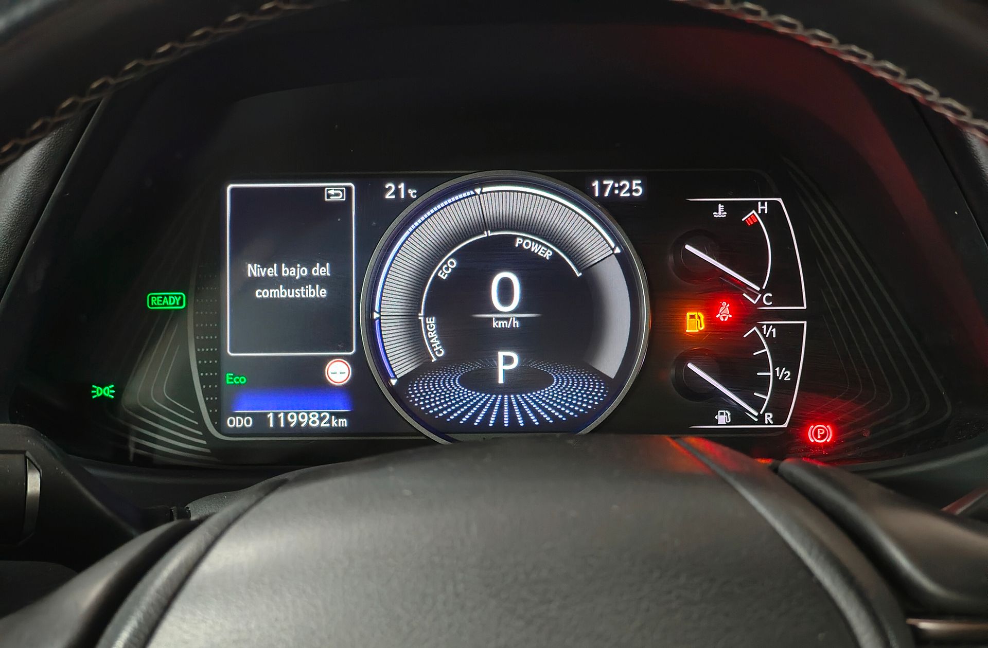 Lexus UX 250h Business 2WD - foto 22