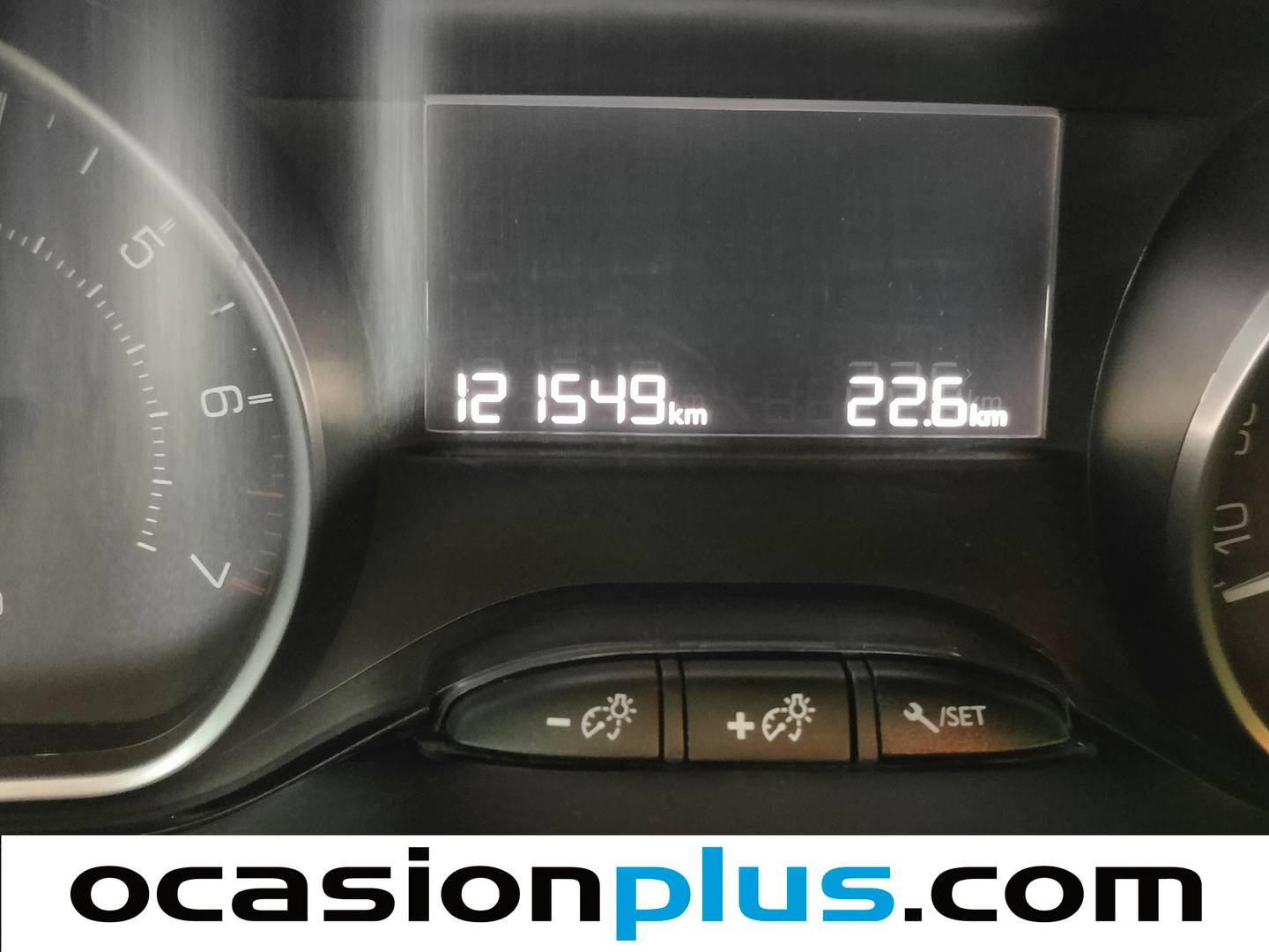 Peugeot 208 Peugeot 208 PureTech Signature (82 CV) seminuevo
