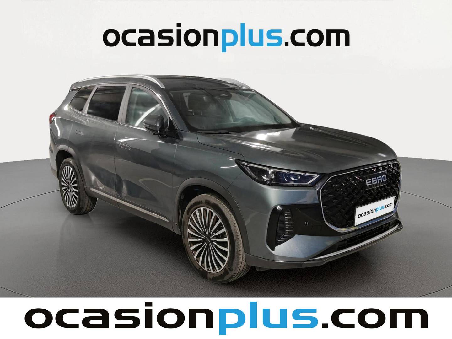 Foto delantera EBRO S800 EBRO S800 1.6 TGDI Premium DCT (147 CV) 7 Plazas derecha