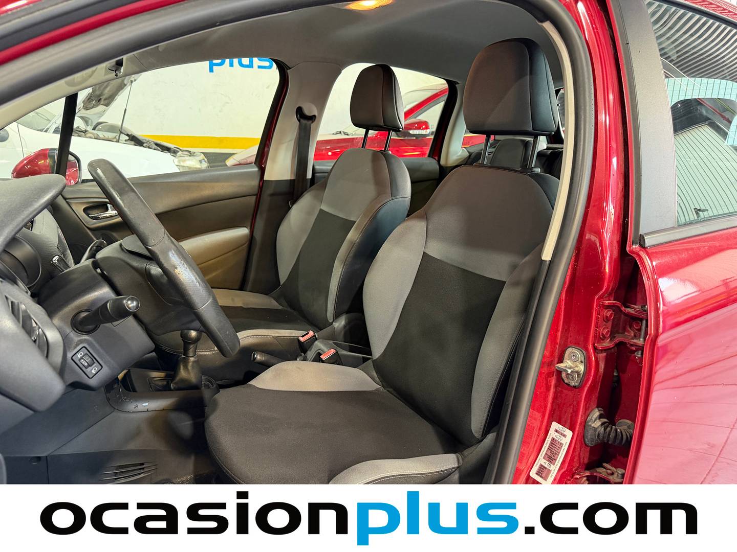 Foto asientos delanteros Citroën C3 Citroën C3 HDi 70 Attraction (68 CV)