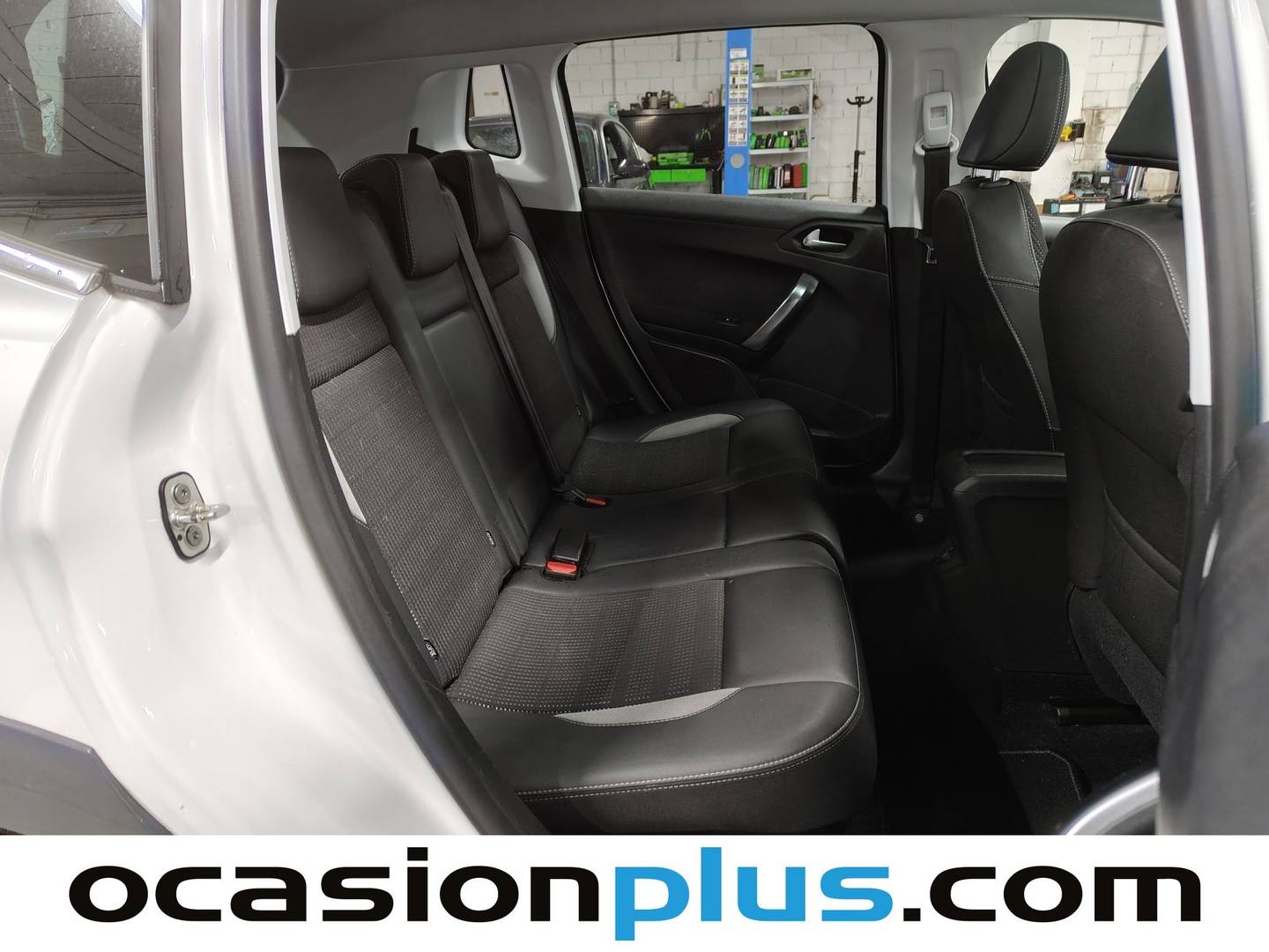 Foto Peugeot 2008 Peugeot 2008 BlueHDi 120 S&S Allure (120 CV)