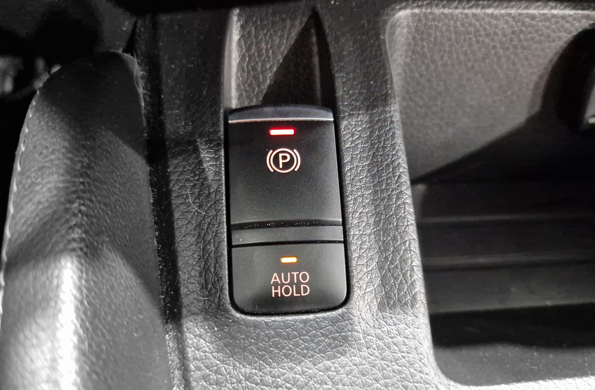 Nissan Qashqai dCi 130 Acenta - foto 29