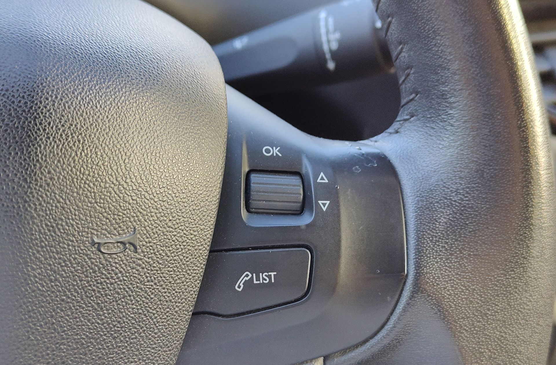 Peugeot 208 PureTech 82 Active - foto 25