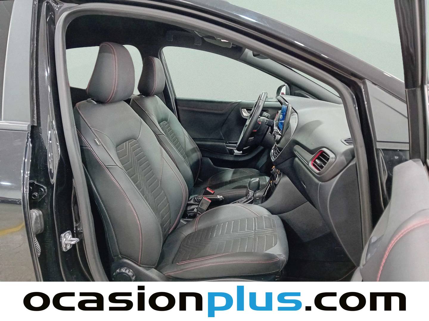 Foto Ford Puma Ford Puma 1.0 EcoBoost MHEV ST-Line X Auto (125 CV)