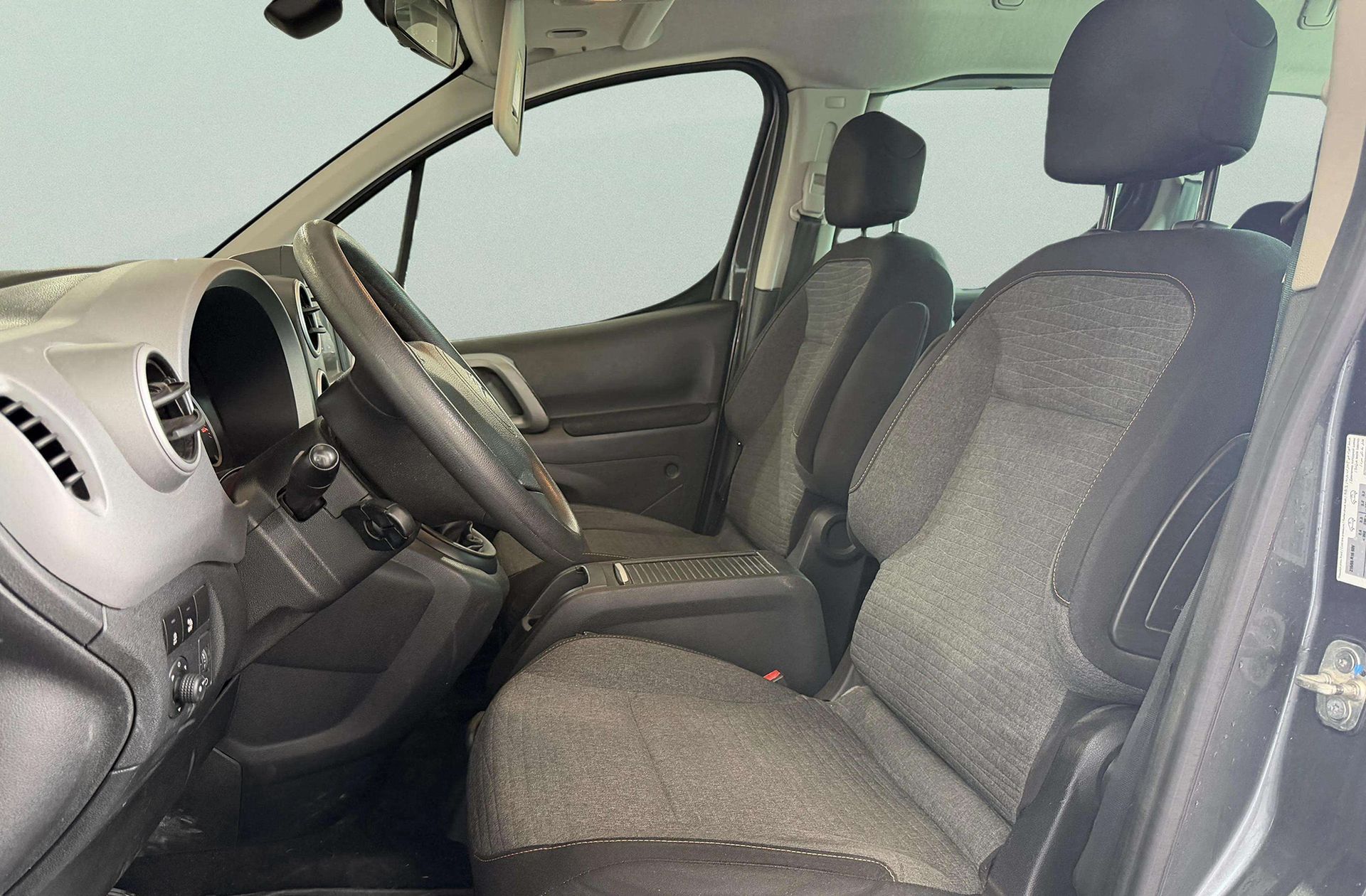 Citroën Berlingo Combi BlueHDi 100 Multispace 20 Aniversario - foto 11