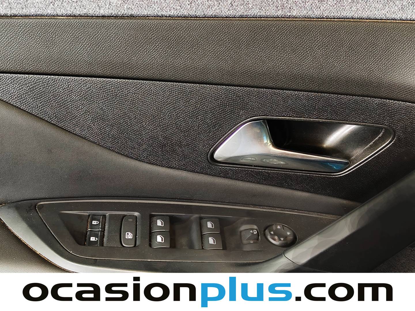 Peugeot 408 Peugeot 408 Allure Hybrid eDCS6 (136 CV) seminuevo