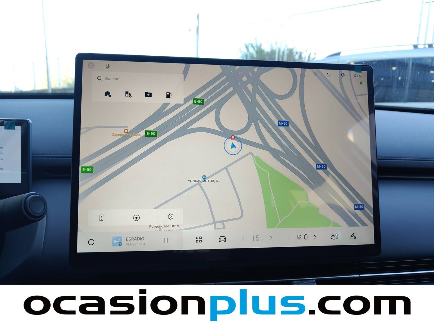 Equipamiento del Geely Starray EM-i Geely Starray EM-i 1.5 PHEV PRO (262 CV)
