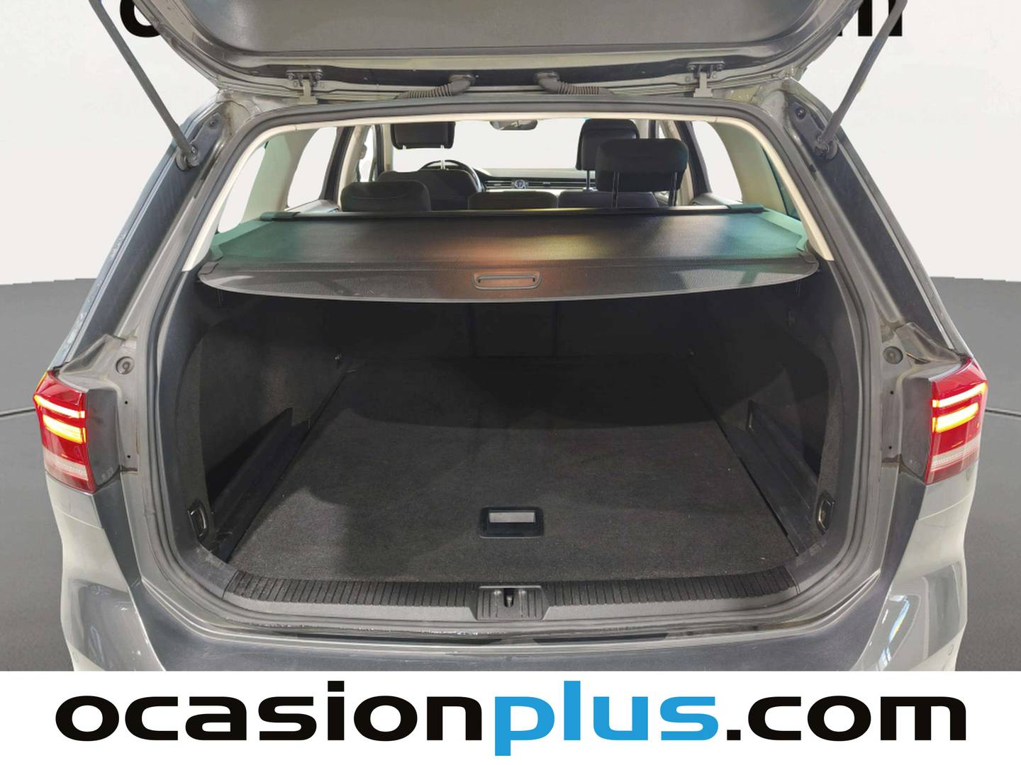 Fotos maletero Volkswagen Passat Volkswagen Passat Variant Advance 2.0 TDI (150 CV)