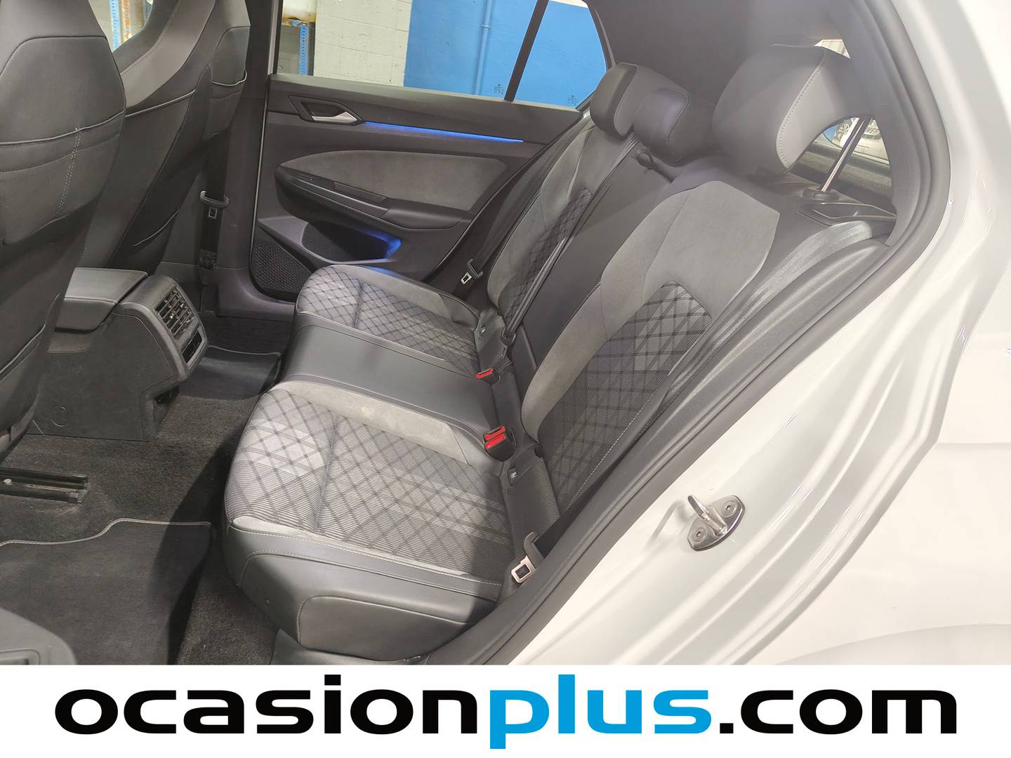 Foto asientos traseros Volkswagen Golf Volkswagen Golf R-Line 1.5 eTSI (150 CV) DSG