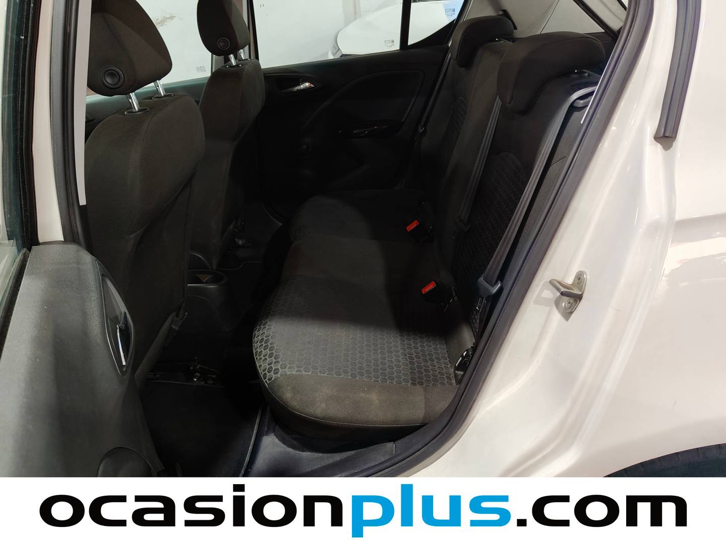 Foto asientos traseros Opel Corsa Opel Corsa 1.4 Expression (75 CV)