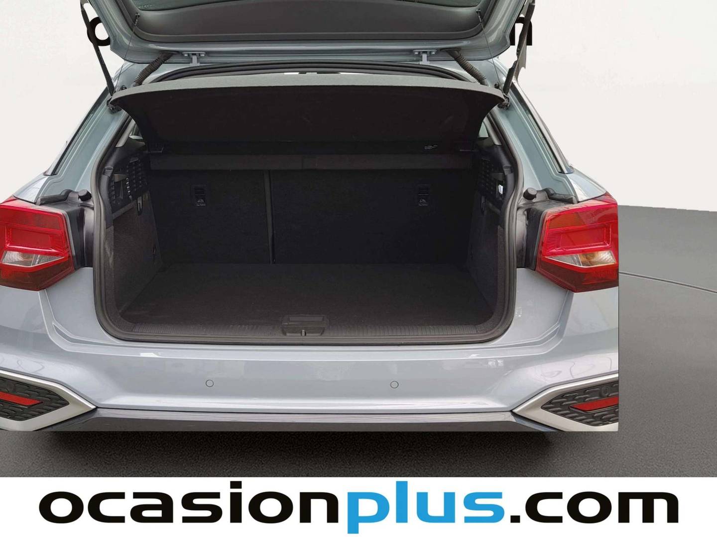 Foto asientos delanteros Audi Q2 Audi Q2 Advanced 30 TFSI  (116 CV)