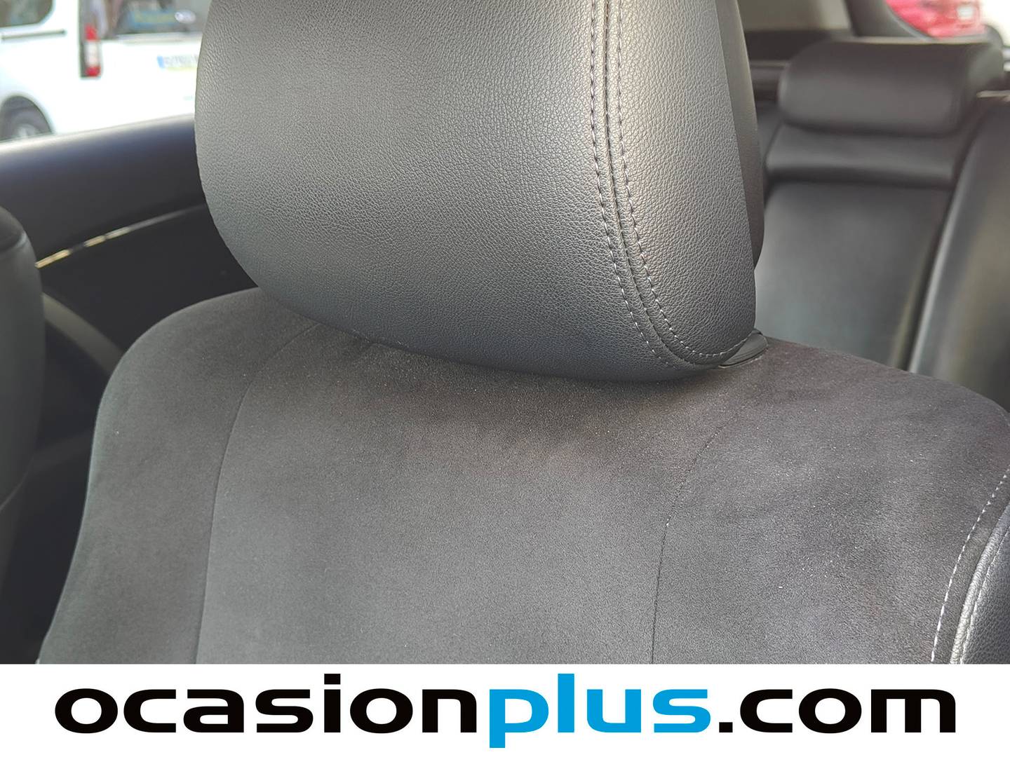 Extras del Toyota Avensis Toyota Avensis 120D Cross Sport Advance (124 CV)