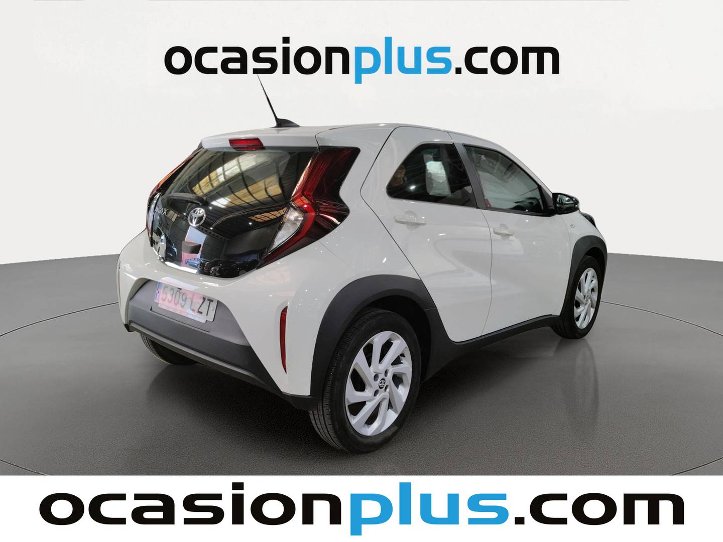 Foto Toyota Aygo X Cross Toyota Aygo X Cross 1.0 VVT-I Play (72 CV)