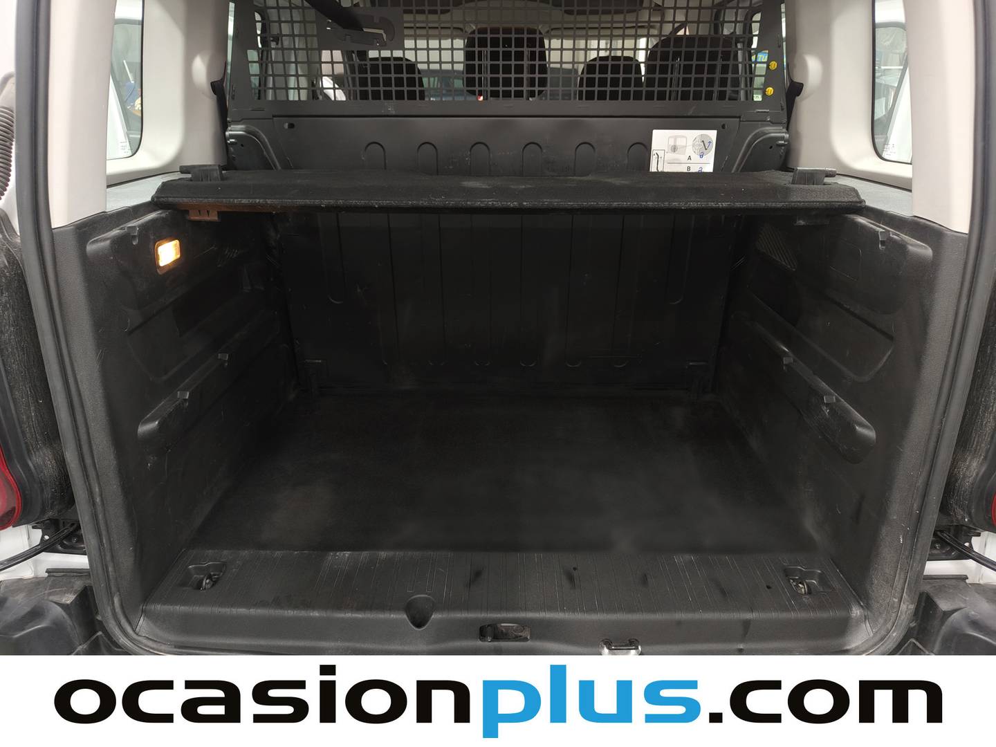 Foto asientos traseros Citroën Berlingo Citroën Berlingo Combi BlueHDi 100 S&S Talla M You (102 CV)