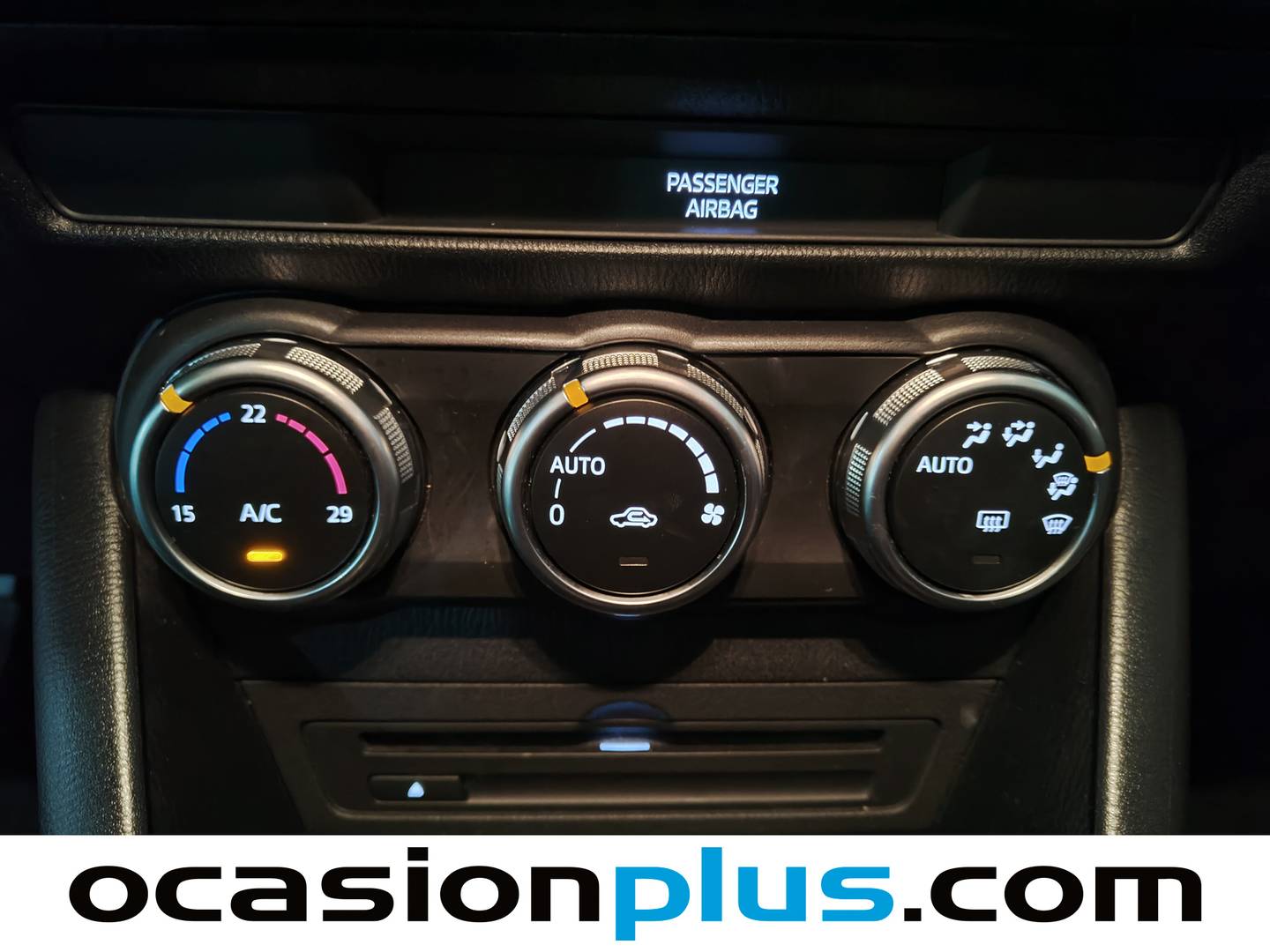 Equipamiento del Mazda CX-3 Mazda CX-3 2.0 G Evolution 2WD (121 CV)