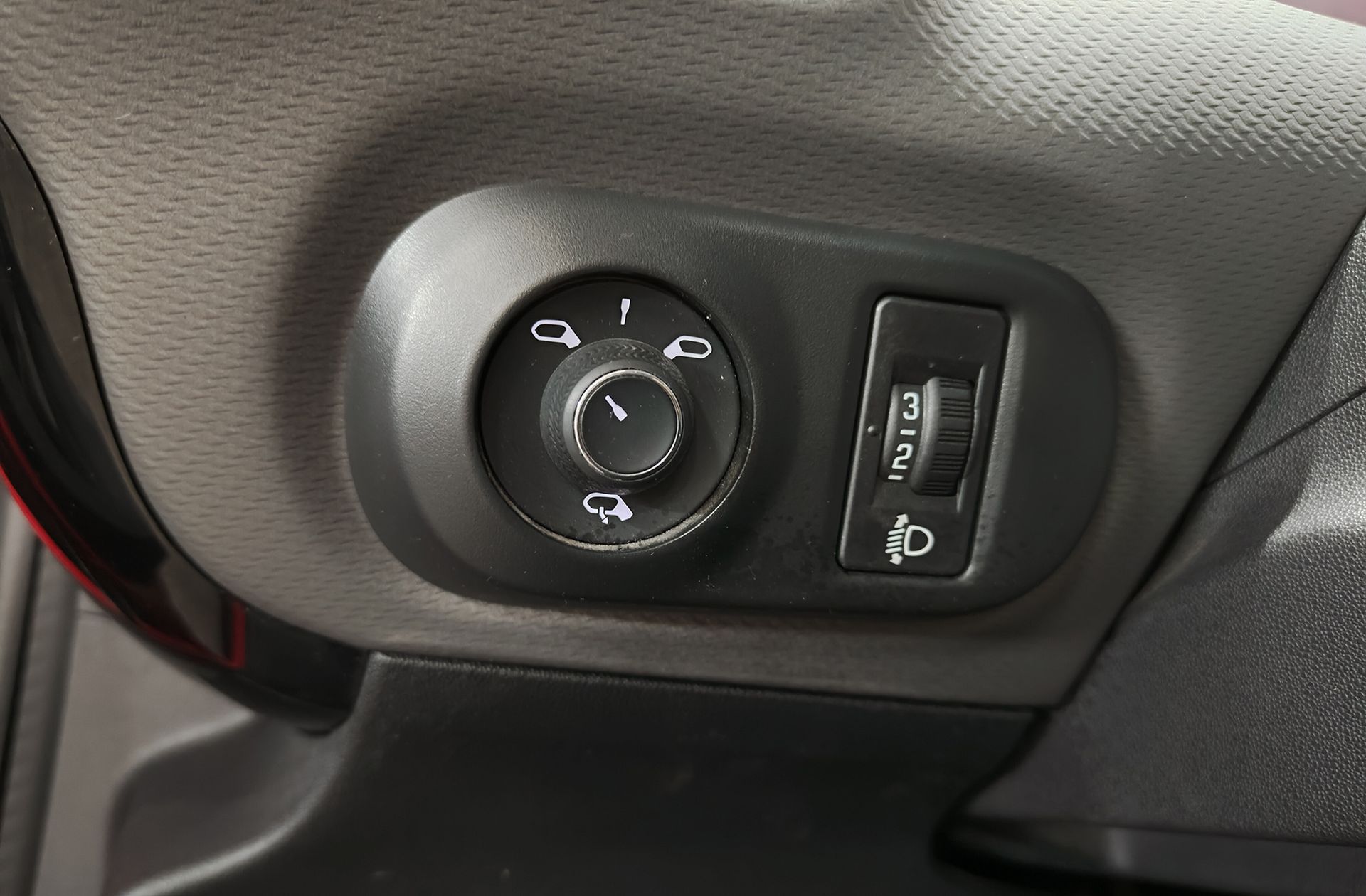 Citroën C4 Cactus BlueHDi 100 Shine - foto 22