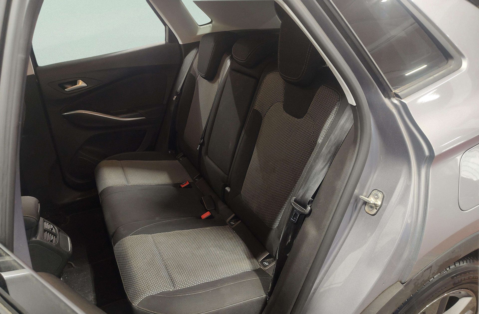 Opel Grandland 1.2 Turbo Edition - foto 12