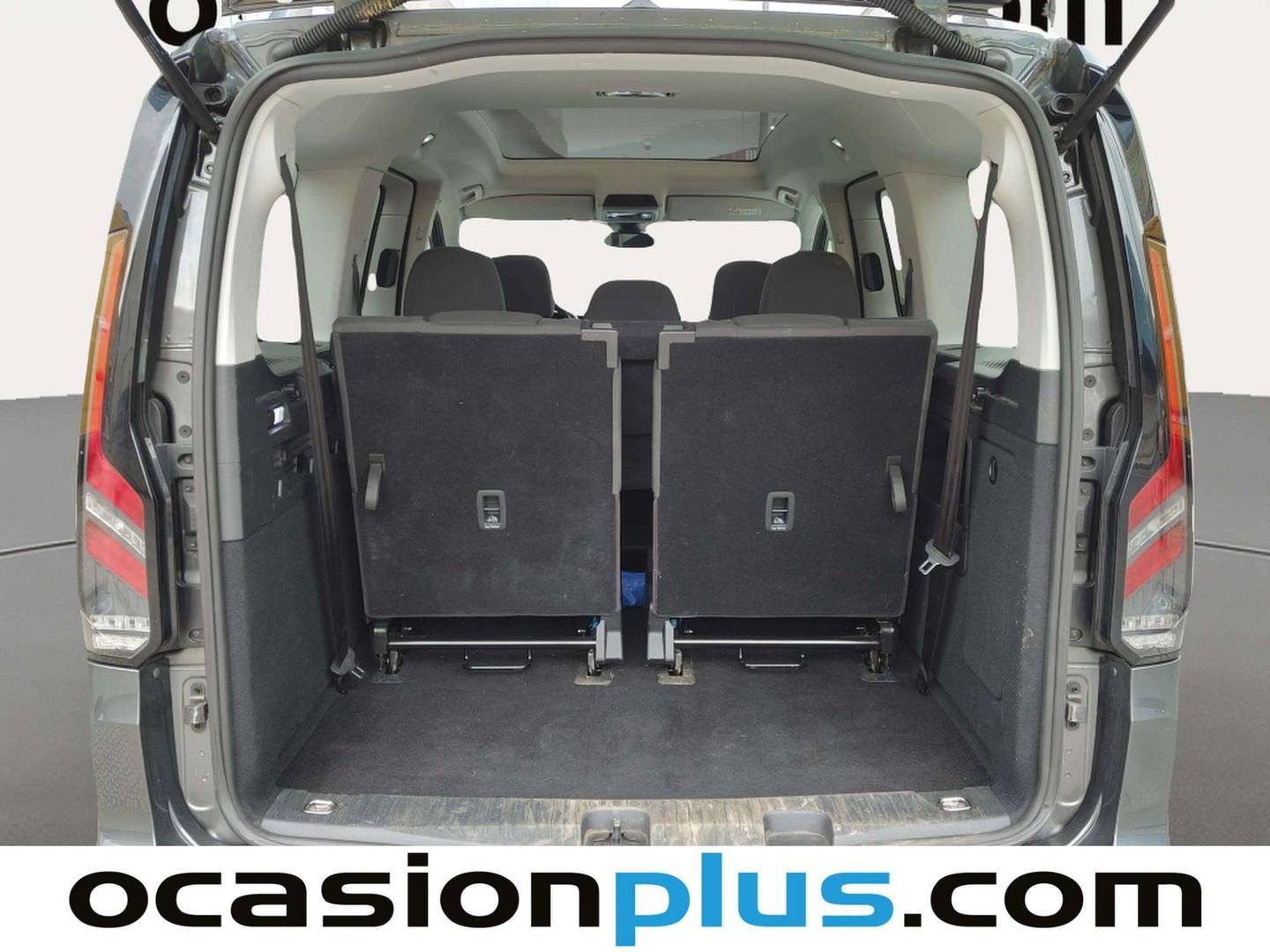 Foto Ford Grand Tourneo Connect Ford Grand Tourneo Connect 2.0 Ecoblue Titanium Auto (122 CV) 7 Plazas siete plazas