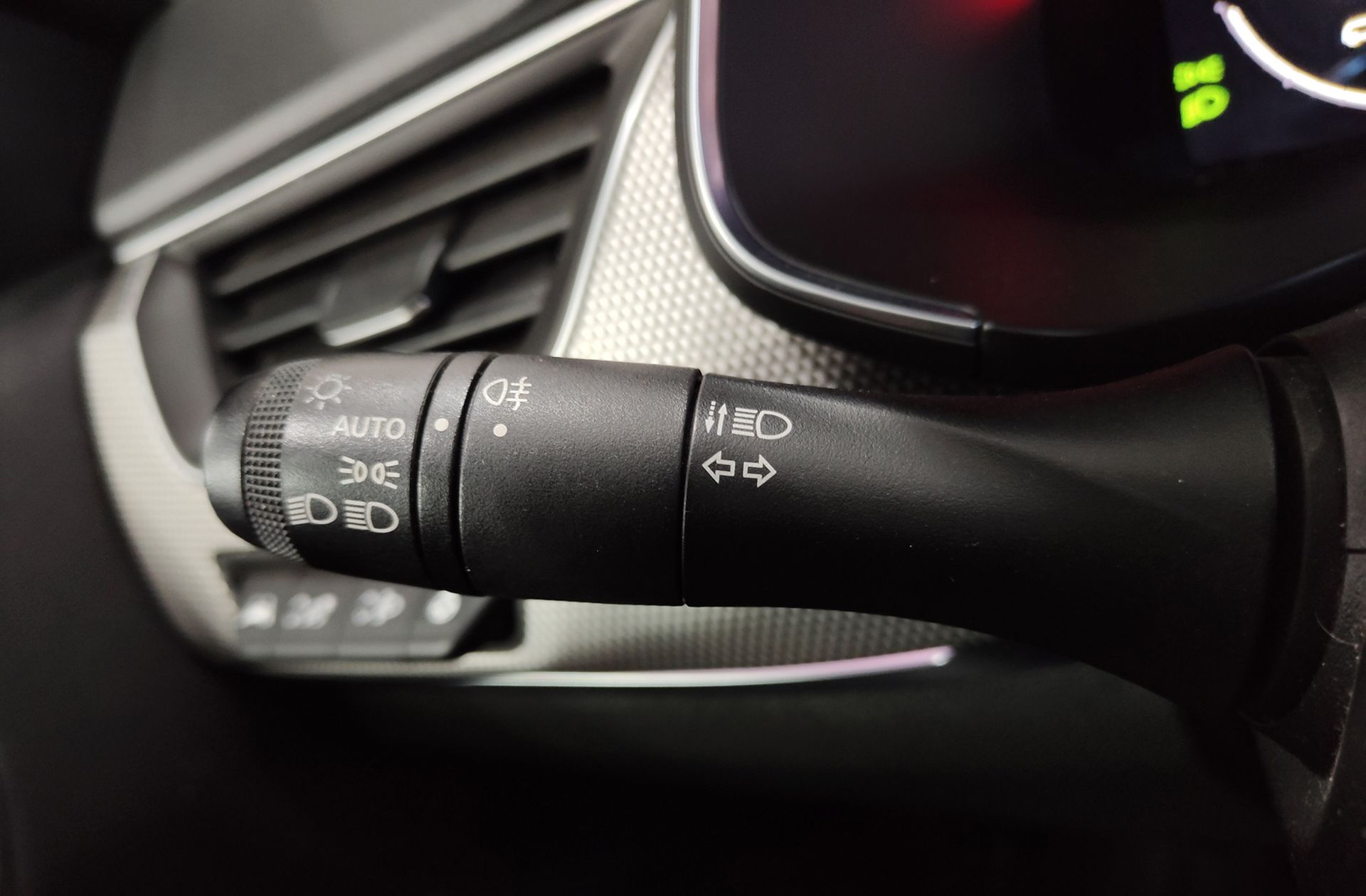 Renault Arkana Zen E-Tech Híbrido - foto 26