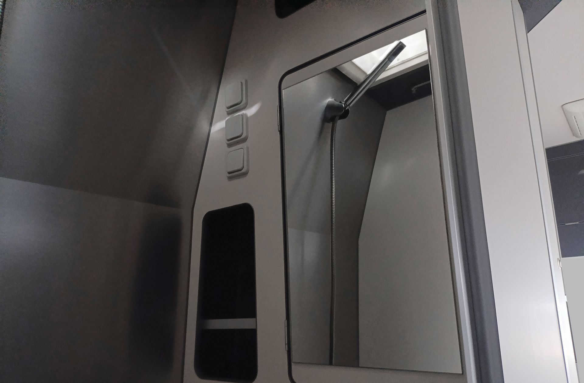 Fiat Ducato Furgón Maxi 35 L4 H3 2.3 1FA - foto 9