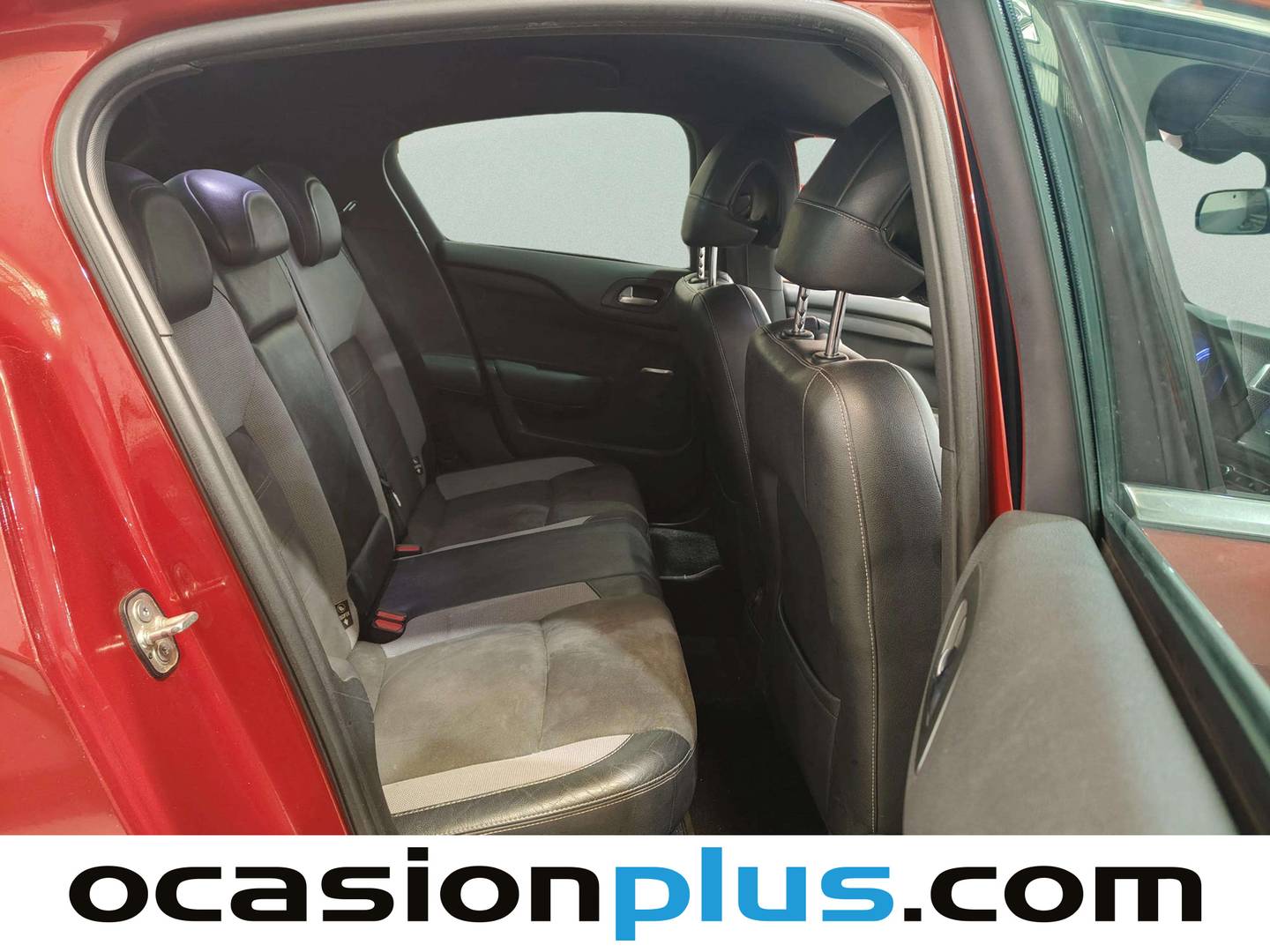 DS DS 4 Crossback DS DS 4 Crossback 1.6 BlueHDi S&S Style EAT6 (120 CV) diésel