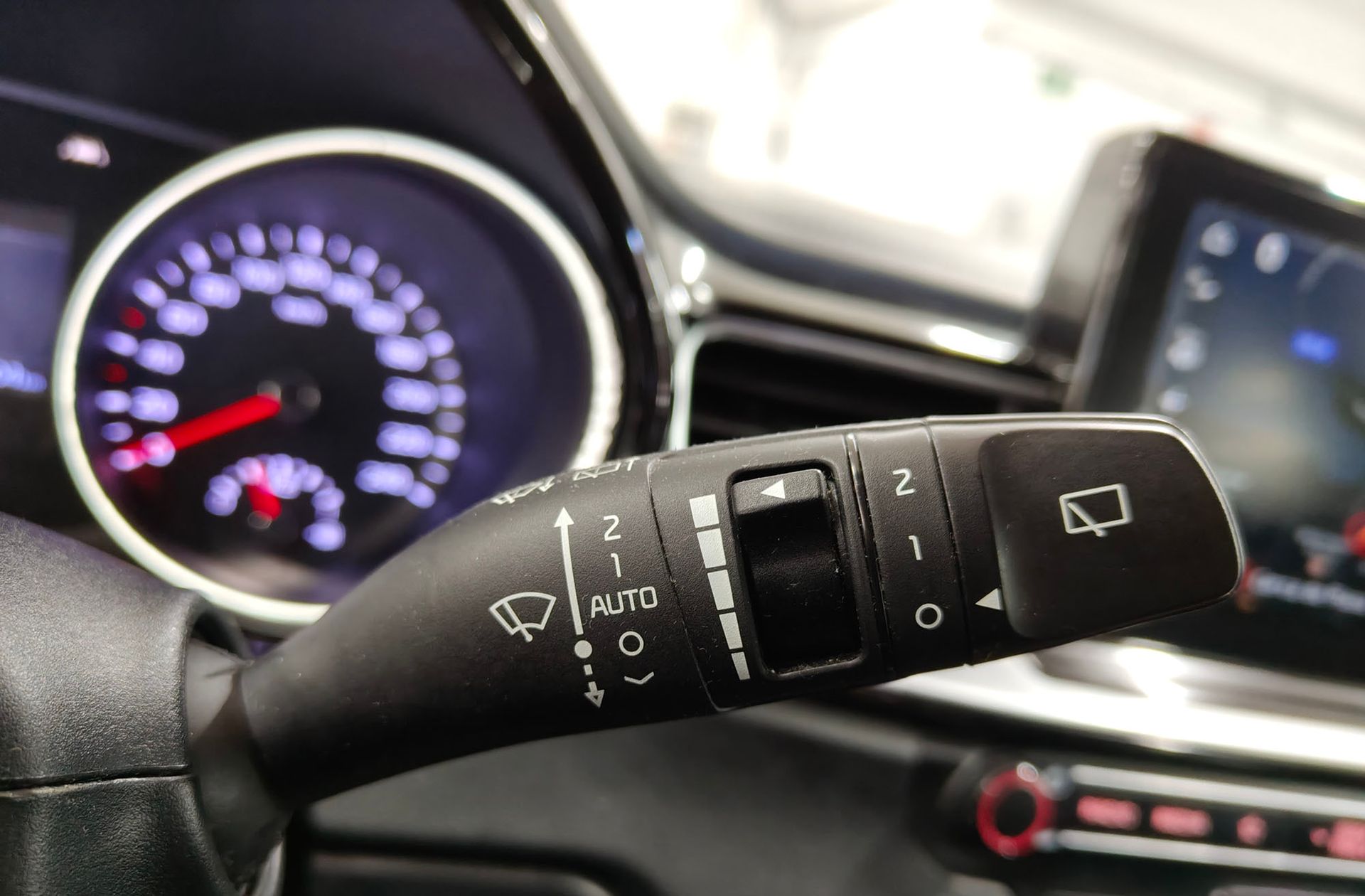 Kia Ceed 1.0 T-GDi Tech - foto 29