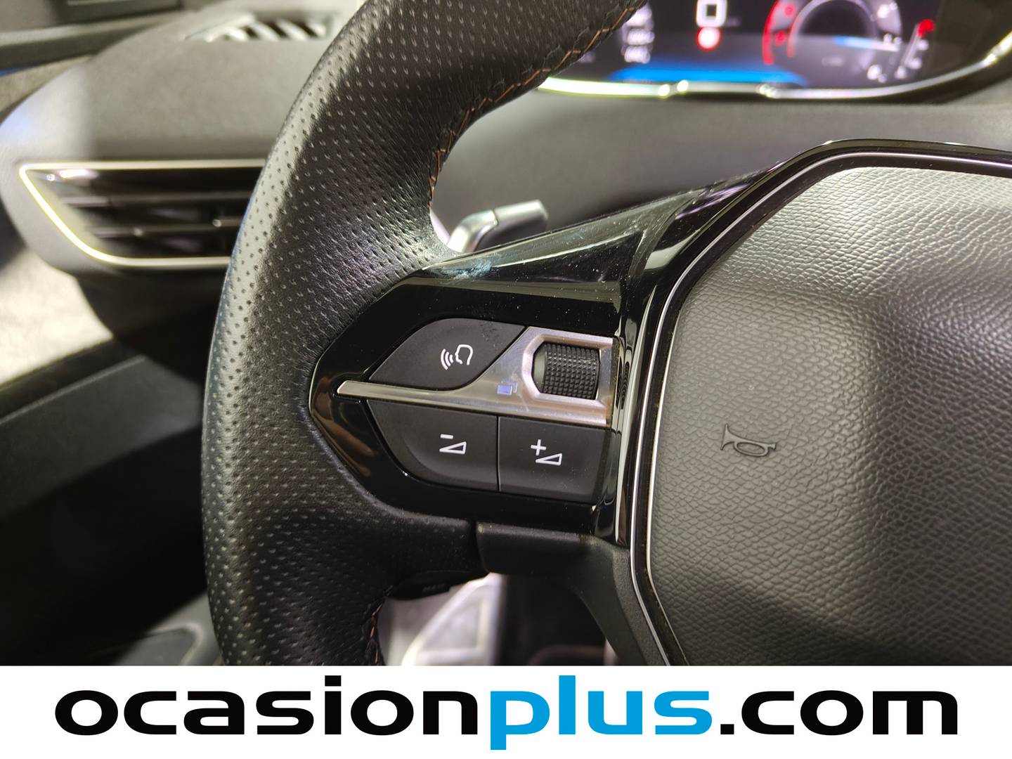 Foto Peugeot 3008 Peugeot 3008 PureTech 130 S&S GT EAT8 (130 CV)