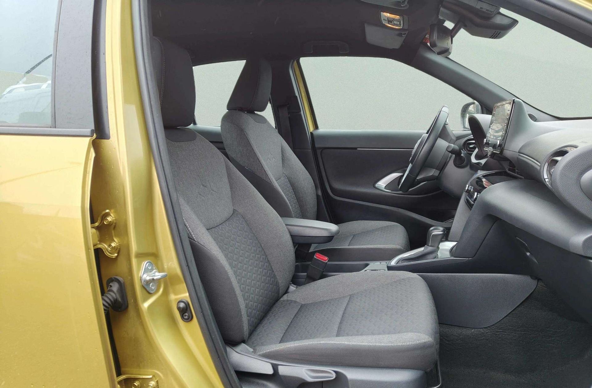 Toyota Yaris Cross 120H Active Tech - foto 16