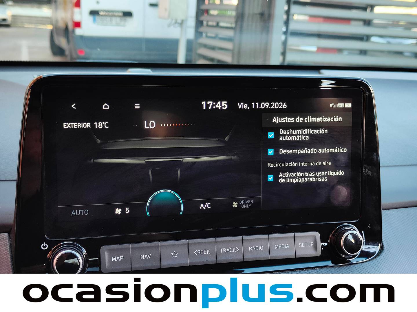 Hyundai Kona Hyundai Kona 1.6 GDI HEV Style Sky DCT (141 CV) seminuevo