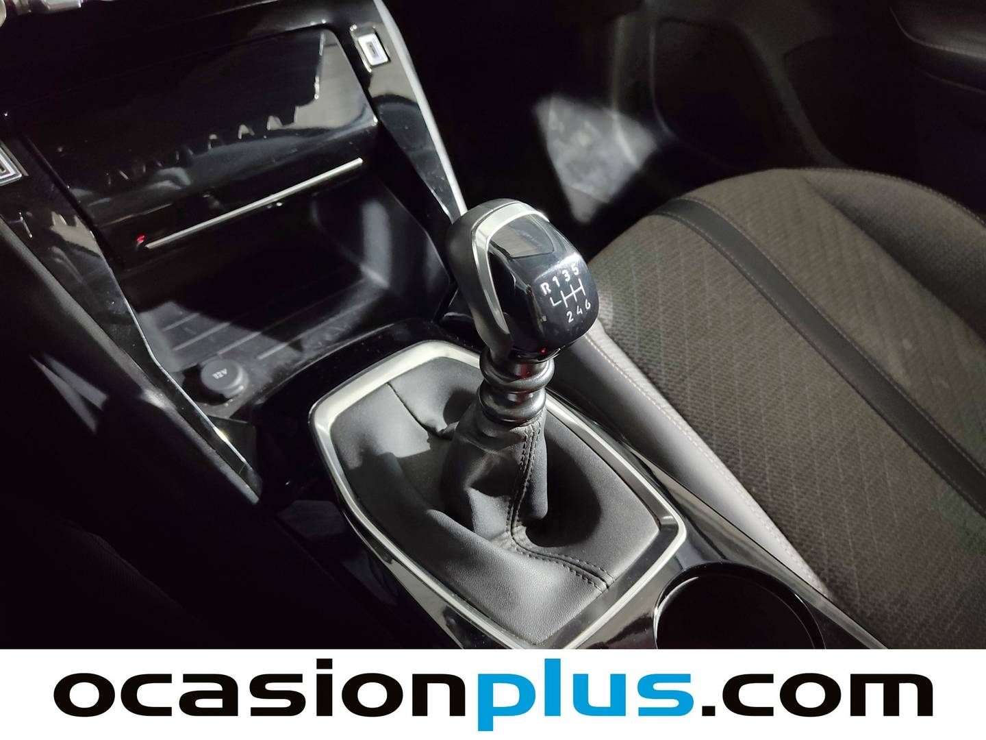 Foto Peugeot 208 Peugeot 208 PureTech 100 Allure (100 CV)