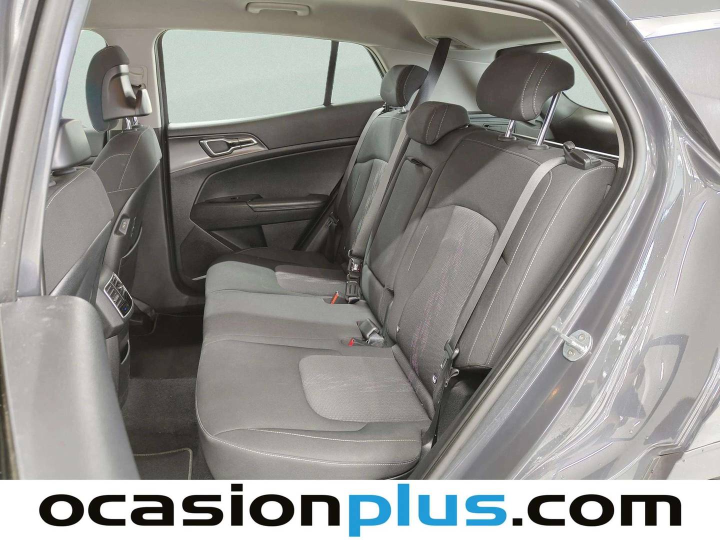 Foto asientos traseros KIA Sportage KIA Sportage 1.6 T-GDi HEV Drive 4x2 (230 CV)
