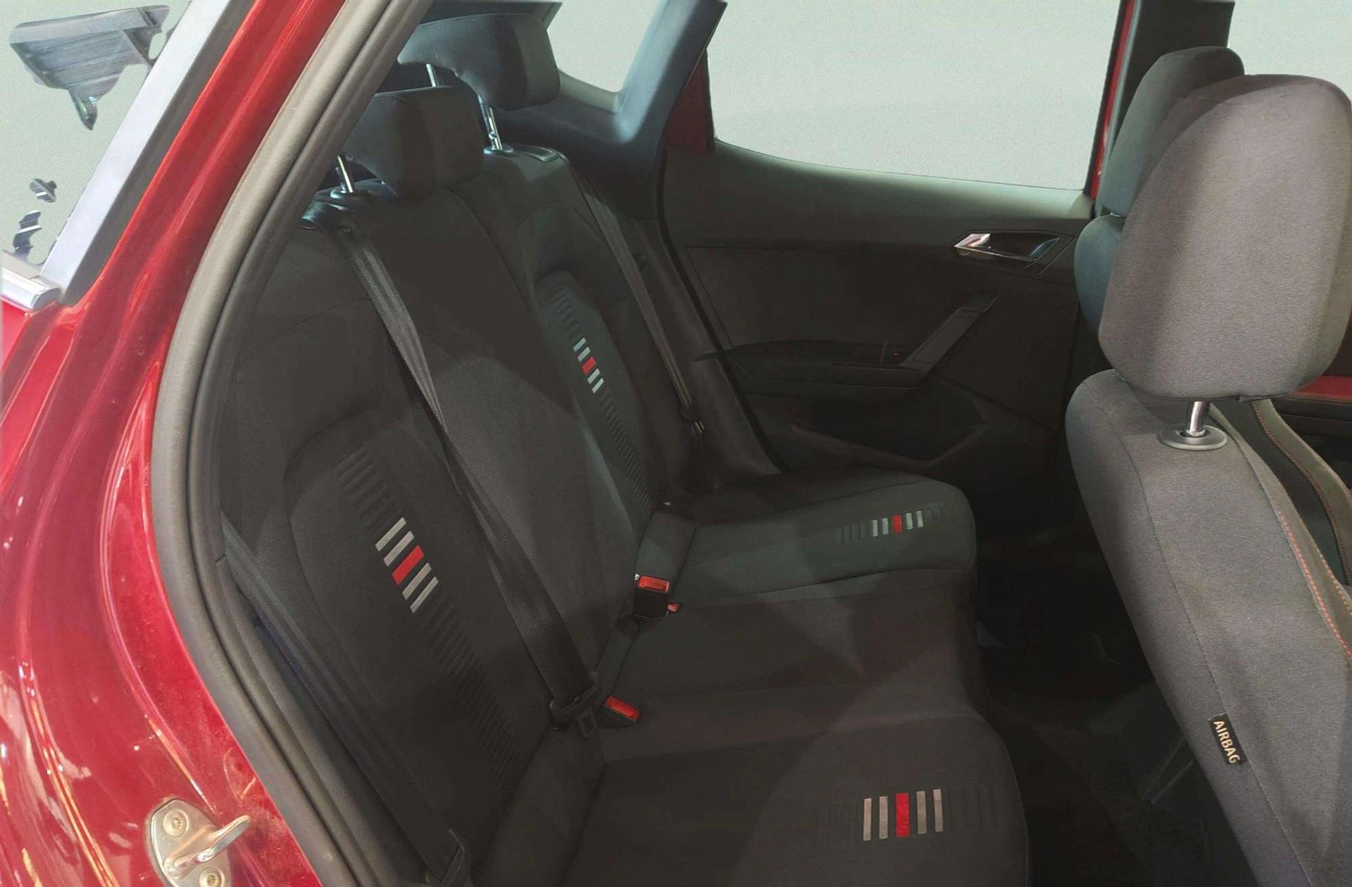 SEAT Arona 1.0 TGI GNC FR - foto 21
