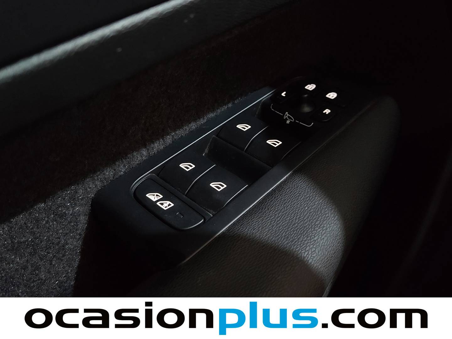 Volvo XC40 Volvo XC40 T2 Essential (129 CV) al mejor precio