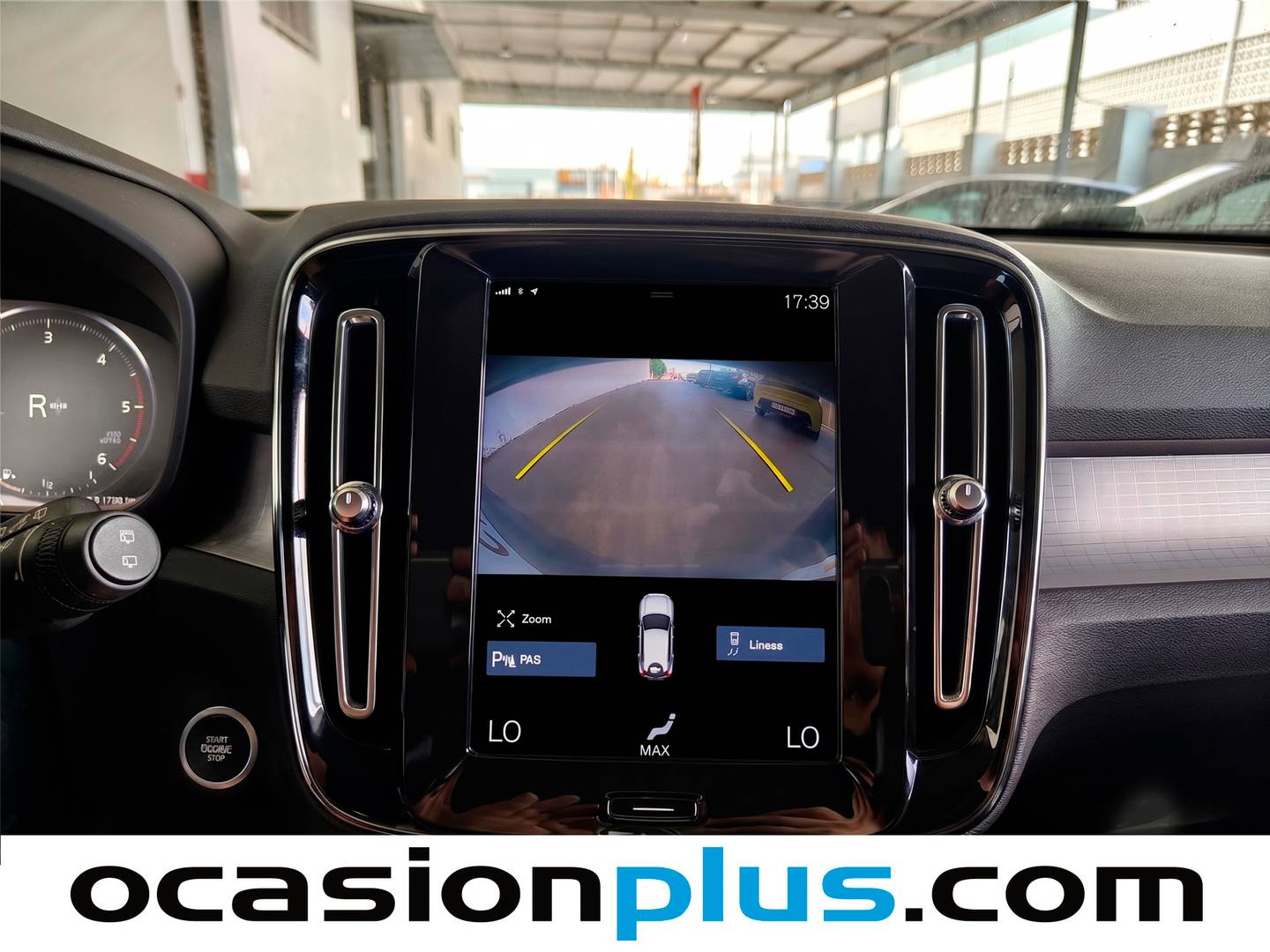 Equipamiento del Volvo XC40 Volvo XC40 D3 Business Plus (150 CV)