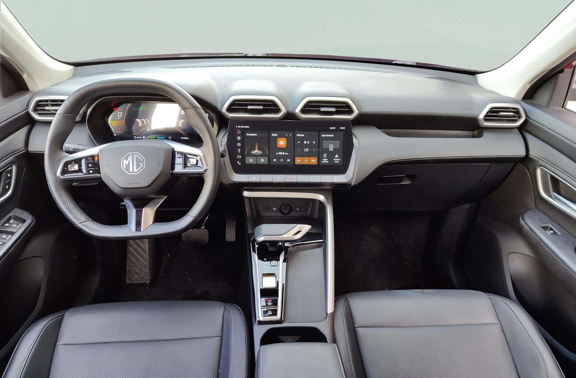 MG ZS 1.5 Hybrid+ Luxury - foto 7