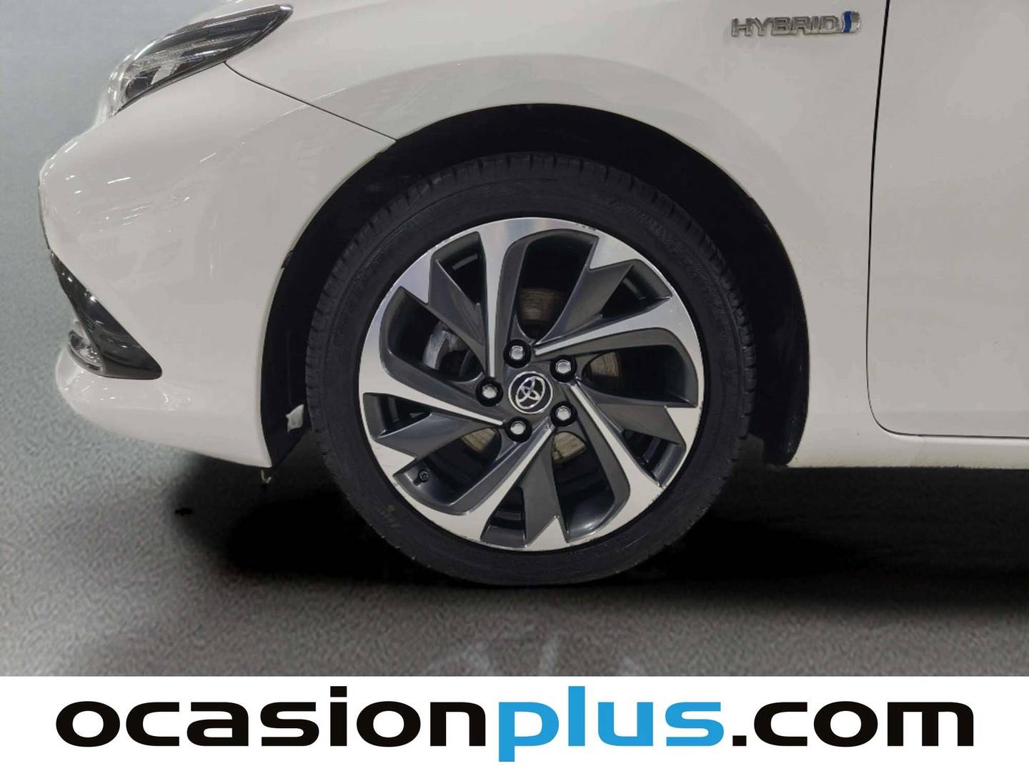 Paquetes del Toyota Auris Toyota Auris 140H Hybrid Touring Sports Business (136 CV)