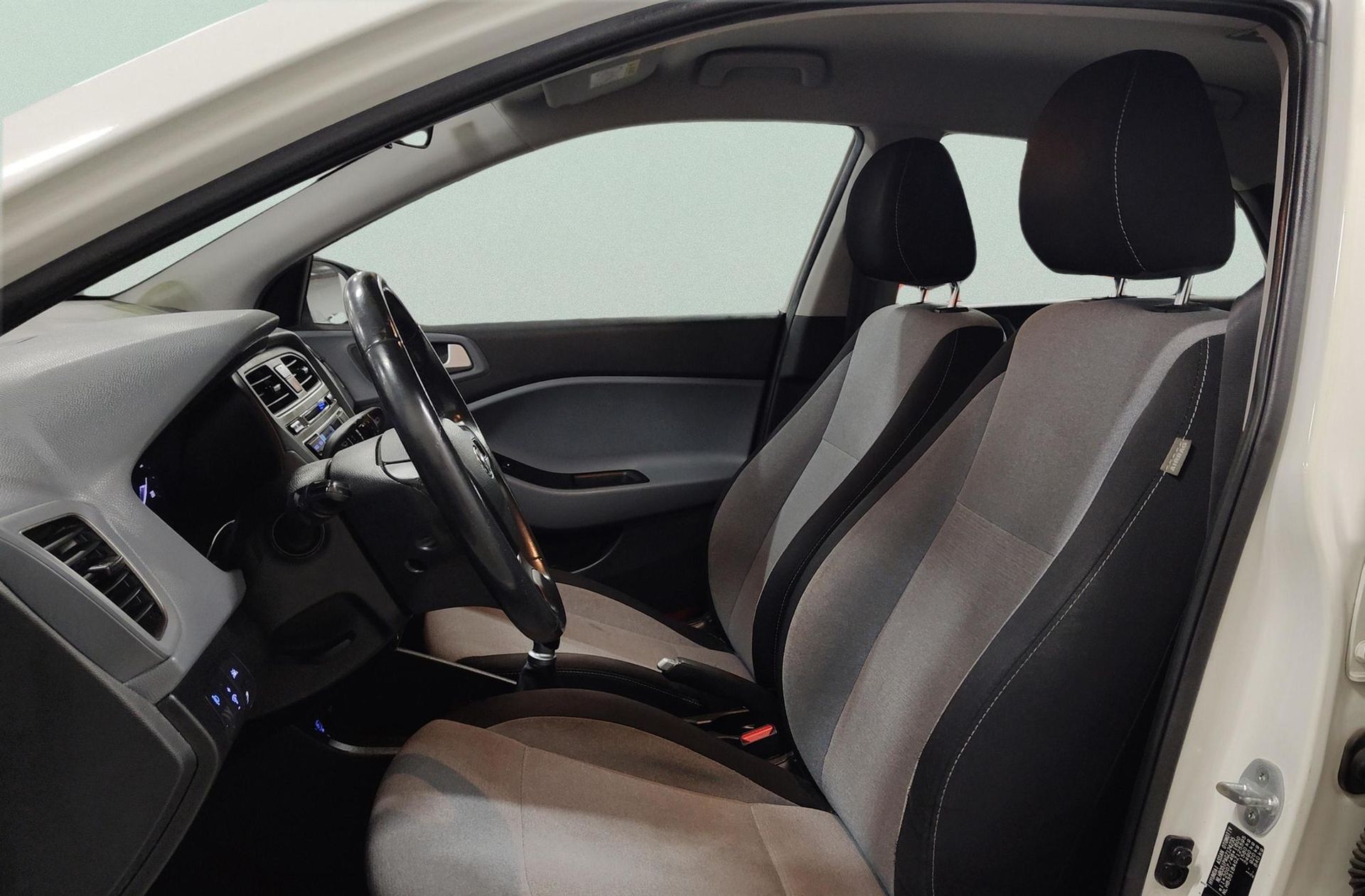Hyundai i20 1.2 MPI BlueDrive Klass - foto 10