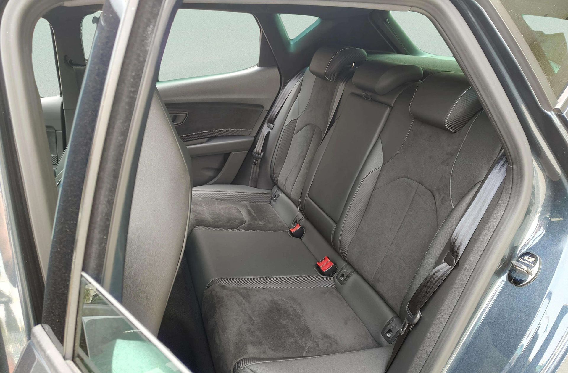 SEAT León 2.0 TSI Cupra DSG - foto 13