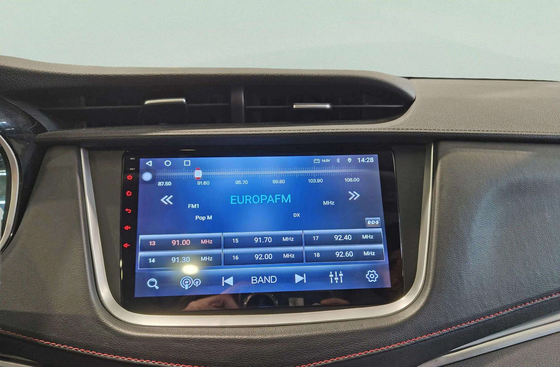 SWM G01 1.5T Luxury - foto 30