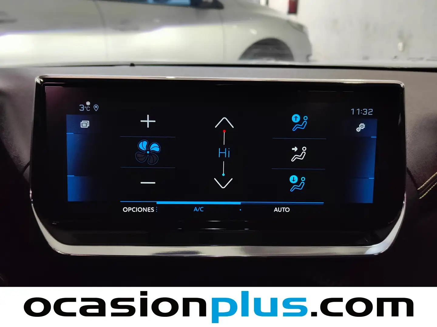 Foto Peugeot 2008 Peugeot 2008 BlueHDI 130 S&S GT Pack EAT8 (130 CV)