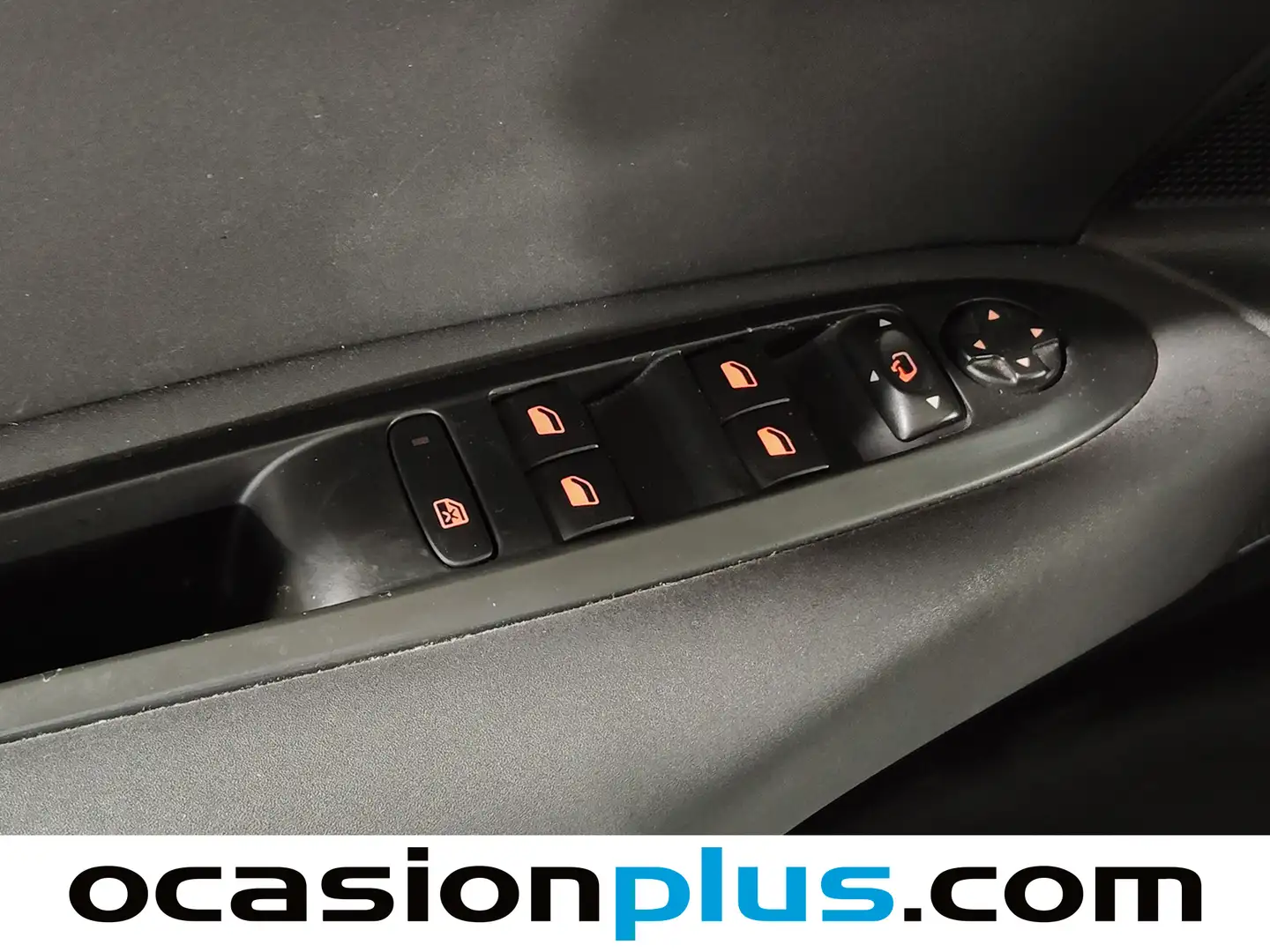 Foto Citroën C4 Citroen C4 BlueHDi 100 Tonic (99 CV)