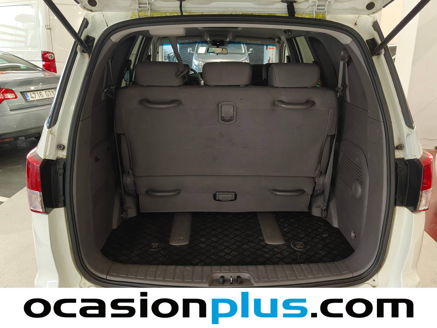Foto asientos delanteros SsangYong Rodius SsangYong Rodius 2.0 e-Xdi Premium 7 Plazas (155 CV)