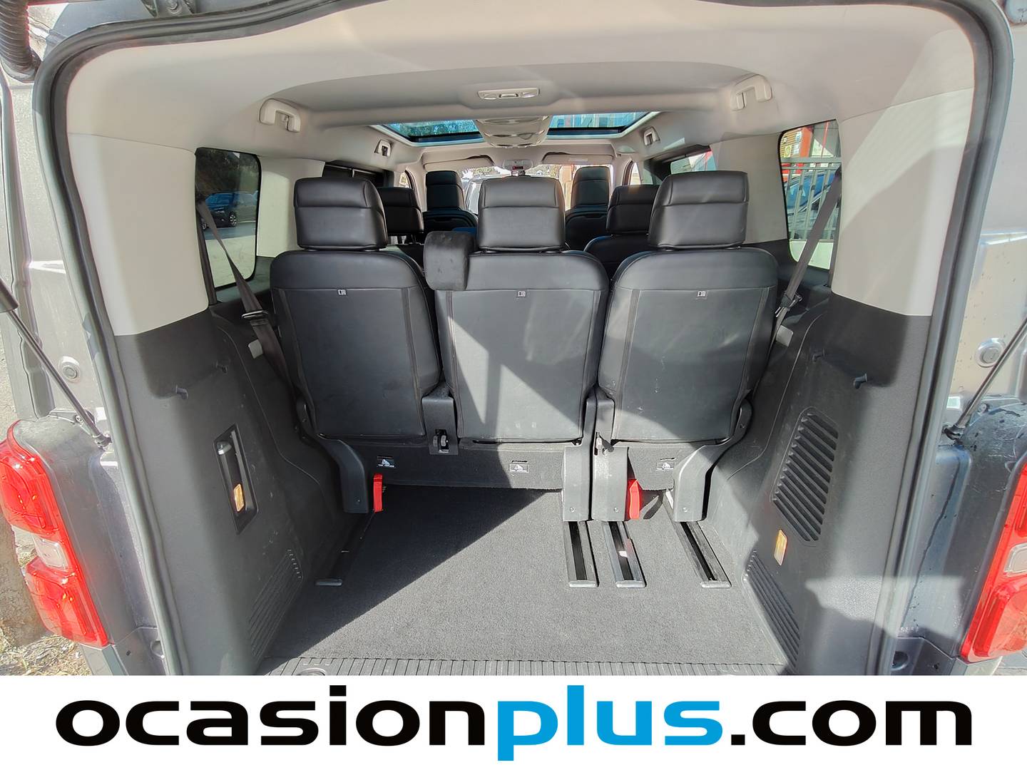 Foto Peugeot Traveller Peugeot Traveller 2.0 BlueHDi Allure Standard EAT6 8 Plazas (180 CV)