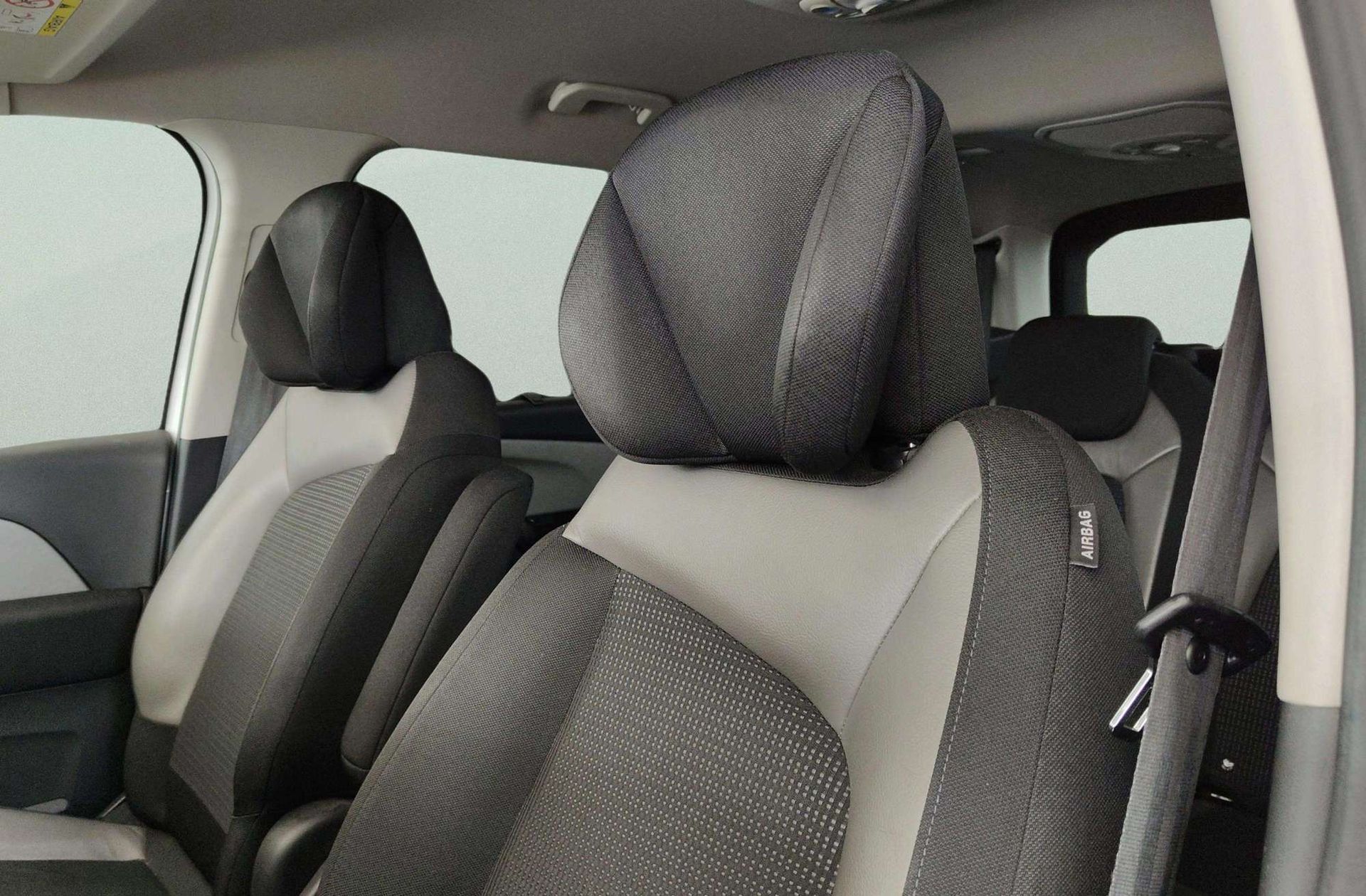 Citroën C4 Grand Picasso PureTech 130 Shine 7 plazas - foto 14