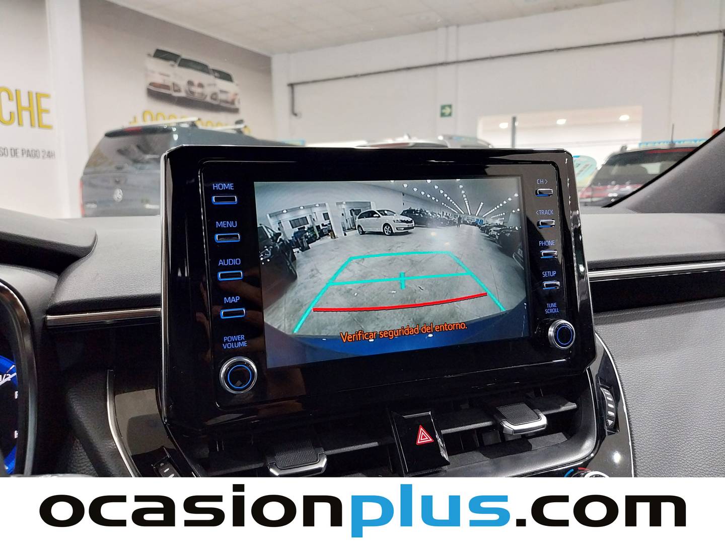 Extras y acabados del Toyota Corolla Toyota Corolla 1.8 125 Híbrido Active Tech E-CVT (122 CV)