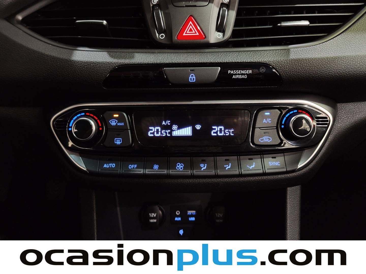 Foto Hyundai i30 Hyundai i30 Fastback 1.0 TGDI Tecno (120 CV)